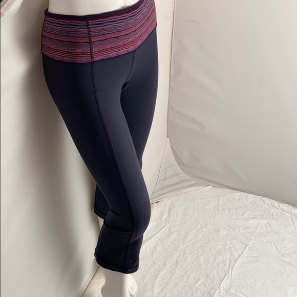 Lululemon Gather and Crow navy multicolor crop legging 4 - Picture 2 of 9